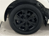 タイヤサイズは185/60R15!残り溝は5ミリ程度です!