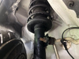 お車を安心してお乗りいただく為には、足回りの定期点検が欠かせません。サービスサポート(有償保証)では無料点検もご提供しており、安心のカーライフをお過ごしいただけるサポート体制が整っています。