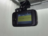 ドライブレコーダー装着車両です