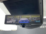 インテリジェント ルームミラーです。車両後方のカメラ映像をミラー面に映し出します。