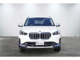 BMWのまさに「顔」ともいえる「キドニー・グリル」は、他の追随を許さない存在感を誇り、「キドニー・グリル」を見かけただけでBMWの風格を感じさせます!!