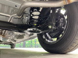 お車を安心してお乗りいただく為には、足回りの定期点検が欠かせません。サービスサポート(有償保証)では無料点検もご提供しており、安心のカーライフをお過ごしいただけるサポート体制が整っています。