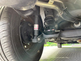 お車を安心してお乗りいただく為には、足回りの定期点検が欠かせません。サービスサポート(有償保証)では無料点検もご提供しており、安心のカーライフをお過ごしいただけるサポート体制が整っています。
