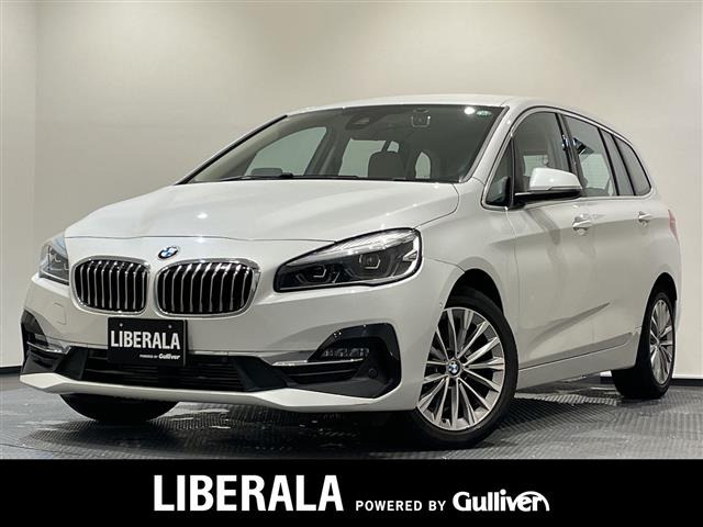 2シリーズグランツアラー 218d xドライブ ラグジュアリー 4WD 本革シート