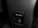 アクセサリーコンセント(AC100V・1500W)を設置しております!AC100Vで消費電力の合計が1500W以下の電気製品の使用が可能になり、アウトドアや災害時に重宝します♪