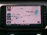 純正品の地デジTV対応のSDナビです。遠出や初めての場所でも安心ですね。