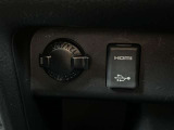 アクセサリーソケット、HDMI端子。