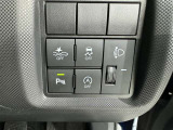 【横滑り防止機能】 車両走行安定補助システム搭載  車が横滑りしそうになった際に、横滑りを防ぐ安全装備が付いています。