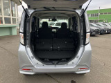 リヤシートを倒せば、さらに大きなお荷物が積めて大活躍します!
