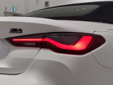 BMW伝統のL字型テールライト
