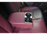SUBARU認定中古車では、気持ちよくお乗りいただくために、全国に&rdquo;まごころクリーニング&rdquo;を実施しています。