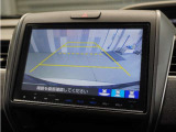 【バックカメラ】後退時も安心。リバース連動で画面が切り替わるのでとっても便利。