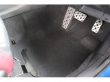 ★運転席足元★クリーニング済み★