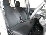 運転席まわりです。実際に座ってみて乗り心地を体感してみて下さい。