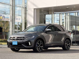 しっかりとしたプレスラインもVWの特徴です。光のゆがみがないきれいなボディが品質の高さの象徴です!