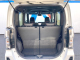 普段のお買い物や通勤、送迎等に十分な荷室スペースを確保しております。セカンドシートを倒すと、大きな荷物の積載も可能です♪