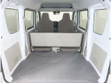 4名乗車時の積載量は250キロになります〇