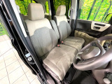 運転席シート廻りは使用感も少なく、良好な状態となっています。丁寧に使われていたことがよくわかりますね。