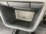大きな収納スペースで、車内が片付きます