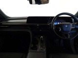 【メーター廻り】シンプルで飽きないデザイン、運転中も視界の邪魔にならない構造になっているので運転に支障もありません♪