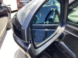 ブラインドスポットインフォメーション。斜め後ろからの車両接近を知らせ、車線変更などをスムーズに。