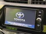 【メーカー純正ナビ】インテリアに溶け込むスタイリッシュな「専用設計」メーカーナビを装備♪視認性や操作性など基本性能にも優れ、より上質なカーライフをお楽しみいただけます。