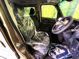 運転席シート廻りは使用感も少なく、良好な状態となっています。丁寧に使われていたことがよくわかりますね。