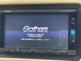 【純正ナビ】人気の純正ナビを装備しております。ナビの使いやすさはもちろん、オーディオ機能も充実!キャンプや旅行はもちろん、通勤や買い物など普段のドライブも楽しくなるはず♪