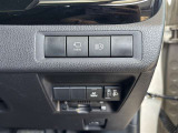 【パノラミックビューモニター】駐車時に後方がリアルタイム映像で確認できます??大型商業施設や立体駐車場での駐車時、また、夜間のバック時に大活躍!運転スキルに関わらず、今や必須となった装備のひと