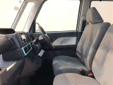 清潔で広々した座席です!是非、現車を見て体感してみてください。