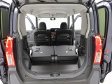 中古車は一物一価、同じようなお車でも、整備状況、外内装の状態など様々です。