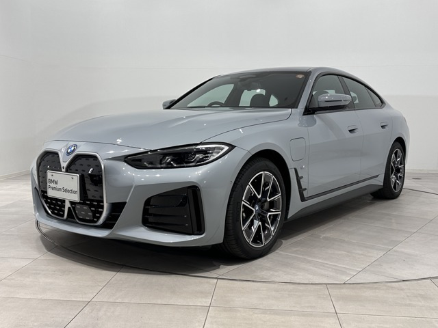 BMW i4 