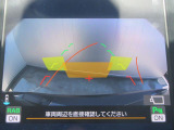 駐車するとき、後ろのスペースがどれくらいあるかわからず、うまく停められない・・なんてことを防ぐ、バックカメラを装備。 後退運転が安心して行えます。