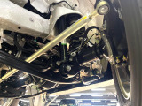 お車を安心してお乗りいただく為には、足回りの定期点検が欠かせません。サービスサポート(有償保証)では無料点検もご提供しており、安心のカーライフをお過ごしいただけるサポート体制が整っています。