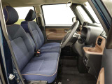 見通しのよいすっきりとした視界で、誰でも運転しやすいです。運転のしやすさは疲れにくさにも繋がりますよ♪