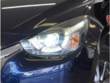 【LEDヘッドライト】省電力で長寿命の明るく運転しやすいLEDヘッドランプです。明るく照らすので暗い夜道からお客様を守ってくれます。お近くの広島マツダまでお越しください。