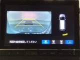 バックでの車庫入れも安心です! リアカメラが付いているバックモニター付のナビを装備しております。バンパーについているソナーや、操作線もついており距離感も画面から確認できます。