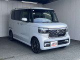 普通車は「サービスカーエムズ 本店」、軽自動車は「サービスカーエムズ 交差店」からお探し頂けます。