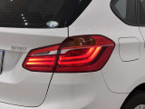 BMW伝統のL字型テールライト