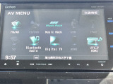 CD・DVD・フルセグTV・ミュージックサーバーが楽しめ、Bluetoothにも対応しています。