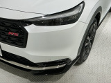 LEDヘッドライトは、点灯の瞬間から最大光量を発揮し、突然暗くなるトンネルなどでの安定感を高めます。
