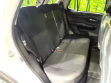 高品質なオリジナルフロアマットもオプションにてご用意しております。お好きなデザインやカラーをお車に合わせて選んでいただくことができます♪
