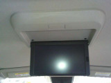 後席モニター付き!これならTVを見ながらお出かけも飽きませんね!