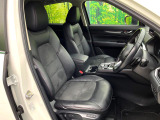 運転席シート廻りは使用感も少なく、良好な状態となっています。丁寧に使われていたことがよくわかりますね。
