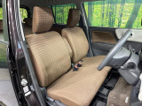 運転席シート廻りは使用感も少なく、良好な状態となっています。丁寧に使われていたことがよくわかりますね。
