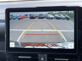 バックガイドモニターで、後方を確認しながら安心して駐車することができます。運転初心者も熟練者も必須の機能ですよ!