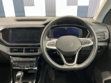 運転しやすいインパネ周りです!見やすいレイアウトで快適なドライブをサポートします!