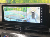 【アラウンドビューモニター】専用のカメラにより、上から見下ろしたような視点で360度クルマの周囲を確認することができます☆縦列駐車や幅寄せ時に活躍してくれます♪