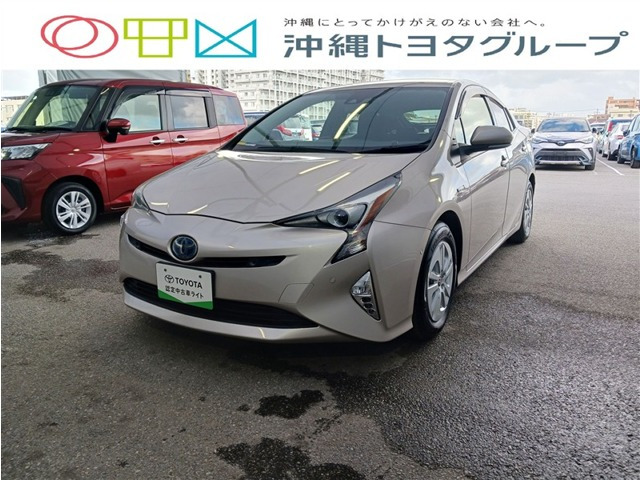 トヨタ プリウス 