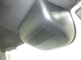 ホンダセンシング搭載!ACC(アダプティブクルーズコントロール)で前車追従機能がありますので、長距離ドライブも快適に運転できる装備です!他にもあると便利な機能が複数ついています♪